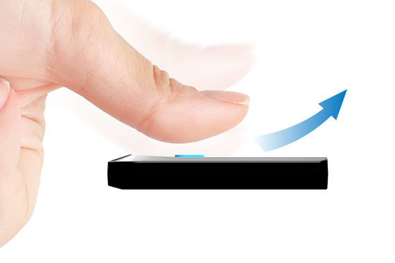 Easy thumb activated Cap-less design