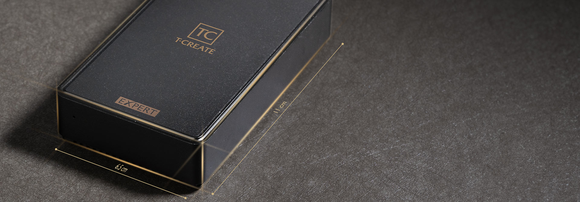 CNC Cutting Craftsmanship that Optimizes Desktop Space